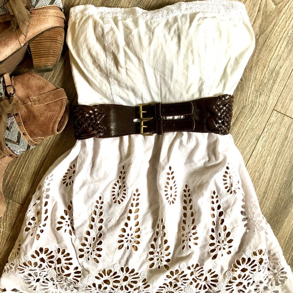 Flying Tomato Dresses & Skirts - Flying Tomato Strapless White Cotton Eyelet Dress